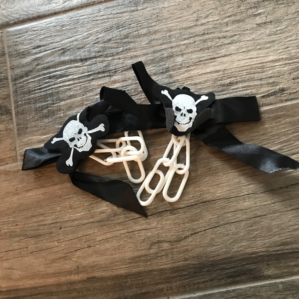 Silky Ghostly Pirate Halloween Costume - Picture 5 of 5